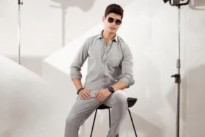 Read more about the article How to Dress Like a Celebrity – Monochrome Made Easy